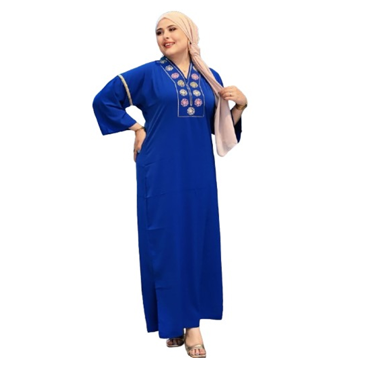 Jebba fashion printemps-été 2025 - Jebba Chams en Crêpe haut de gamme en broderie motif chams sur la poitrine, en bleu roi